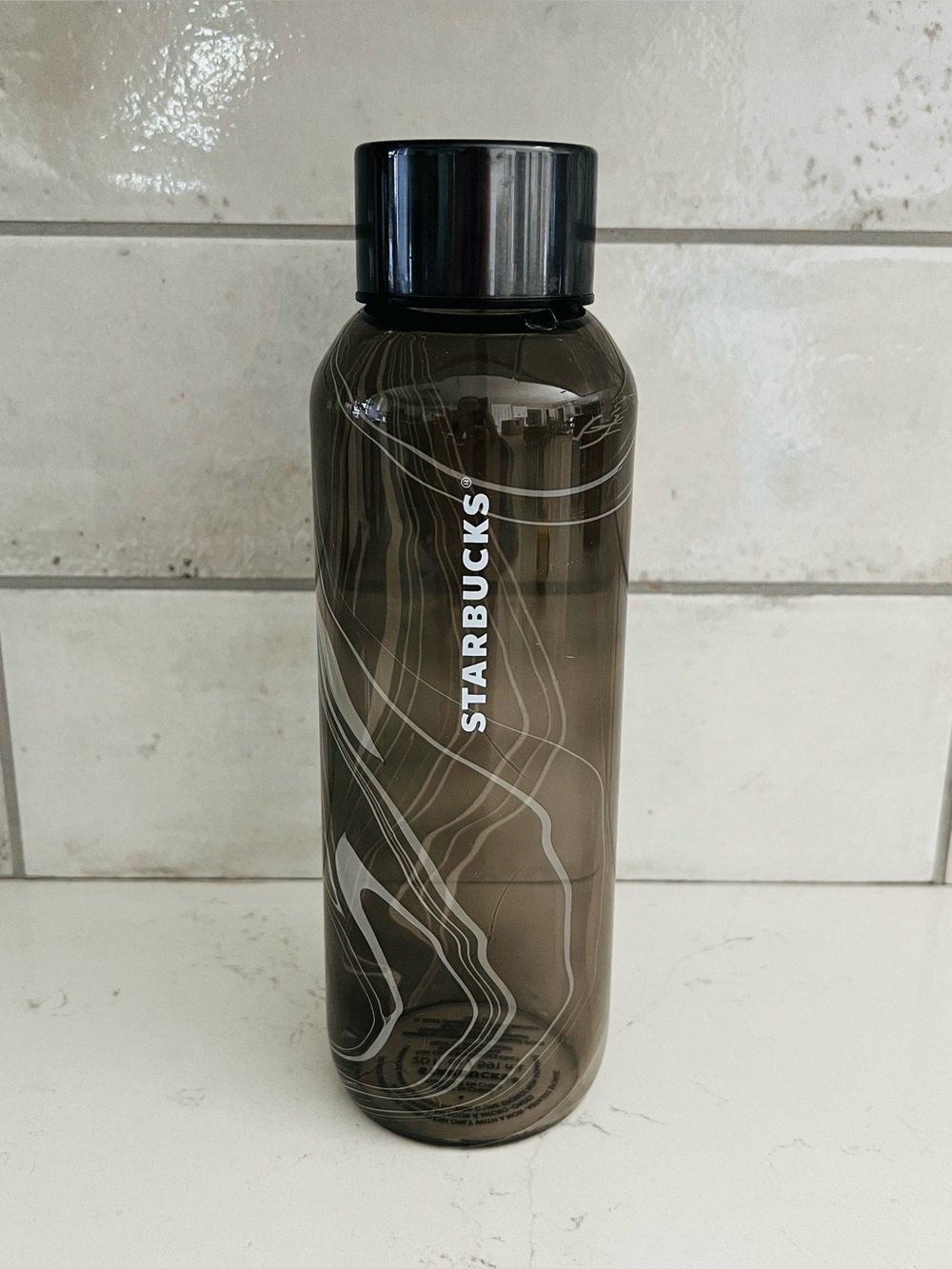STARBUCKS Glass Water Bottle Tumbler Smokey Gray Marble Wave 20 oz EUC